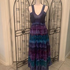 Cotton sundress with fitted lacy bodice.